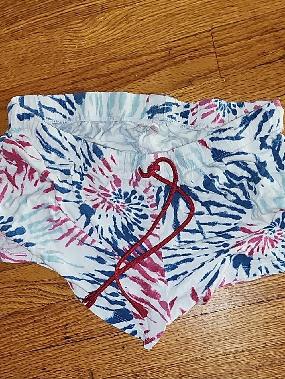 Secret Treasures White Tie-Dye Print Athletic Shorts with Red Drawstring